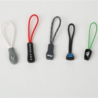 Tabs Engraved Durable Embossed Custom Logo Soft Plastic Pvc Rubber Zipper Puller